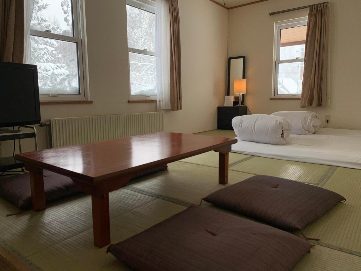 Niseko Ski Lodge - Higashiyama ภายนอก รูปภาพ